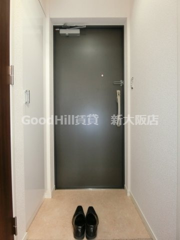 玄関　ノルデンハイム江坂III