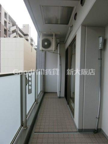 バルコニー　ノルデンハイム江坂III