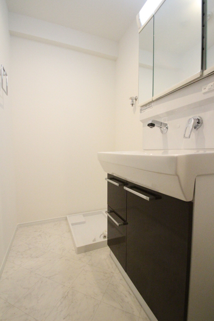 その他部屋・スペース　※反転の間取りの参考写真です。