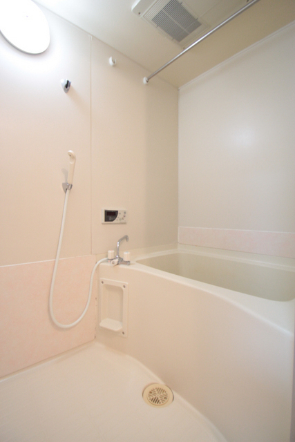 バス・シャワールーム　※別室の参考写真です。