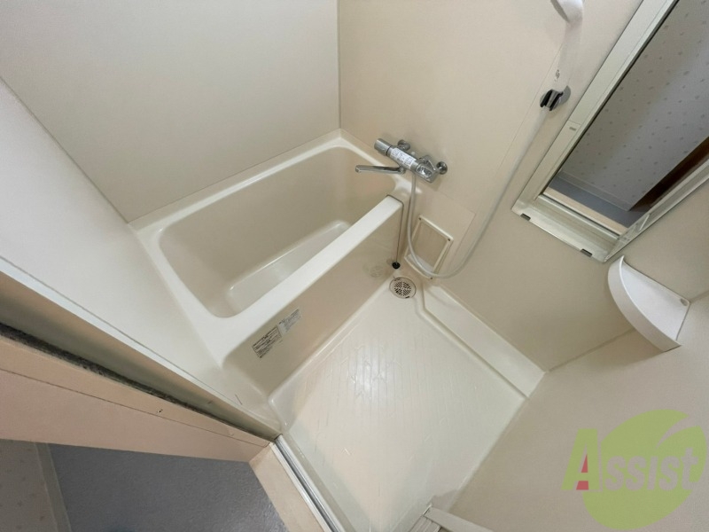 バス・シャワールーム　お風呂です。ゆっくりお風呂につかるのも体に良いですね～