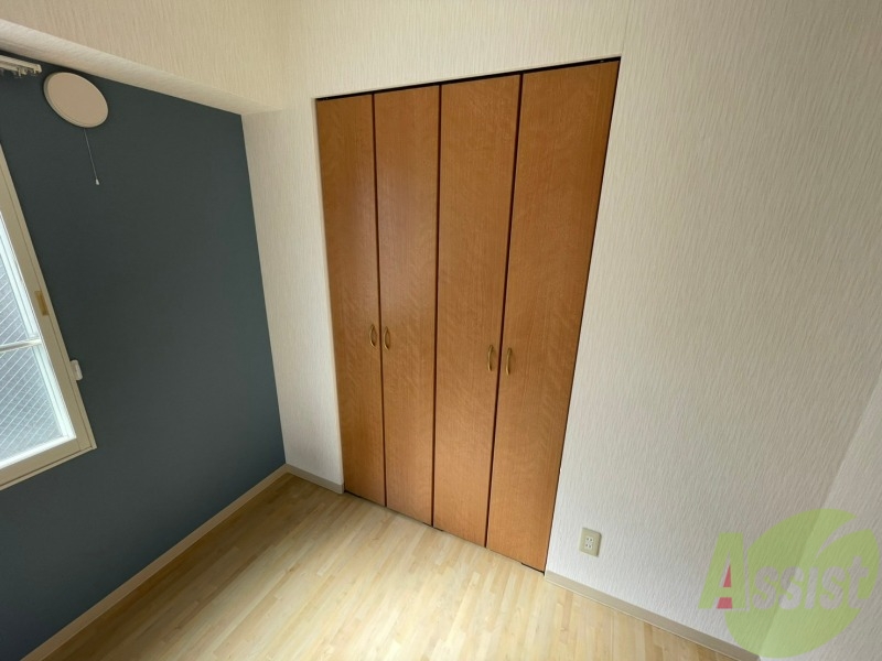 収納　寝室の収納です。部屋がすっきり片付きます。