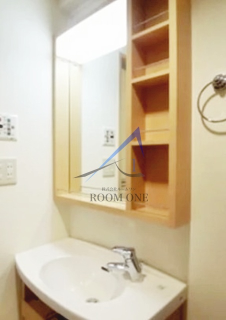 洗面設備　洗面台です。