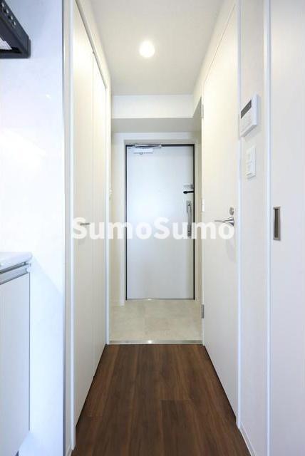 玄関　収納もある玄関です