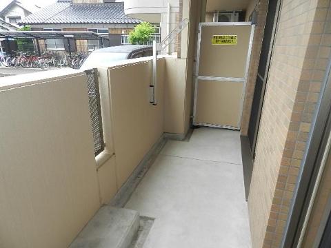 バルコニー　ベランダ