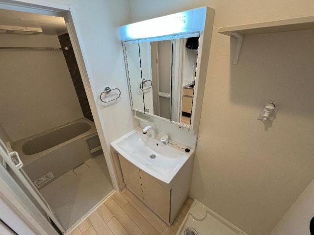 洗面設備　洗髪洗面化粧台