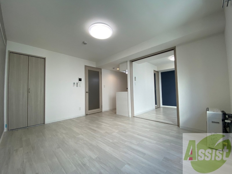 居室・リビング　広くてキレイなＬＤＫが広がっていて、充実した生活が送れそう。