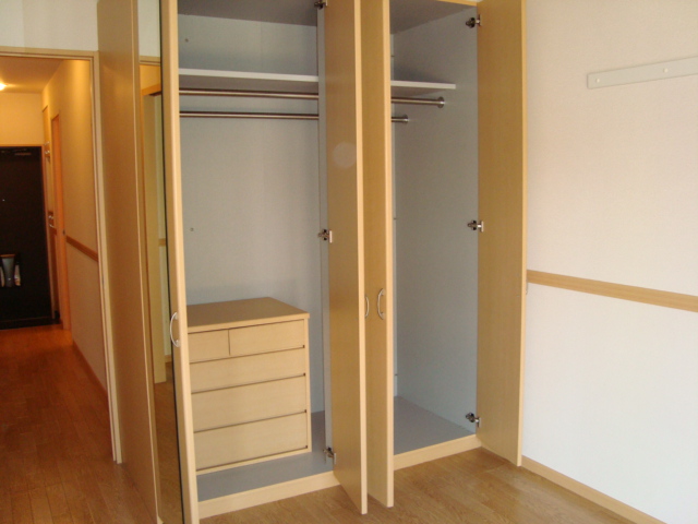 収納　クローゼット