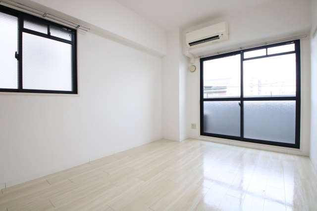 居室・リビング　※別室の参考写真の為、現況優先です。