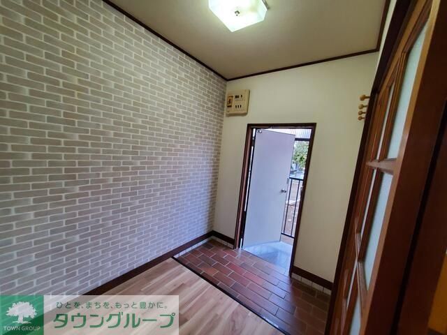 玄関　バルコニー