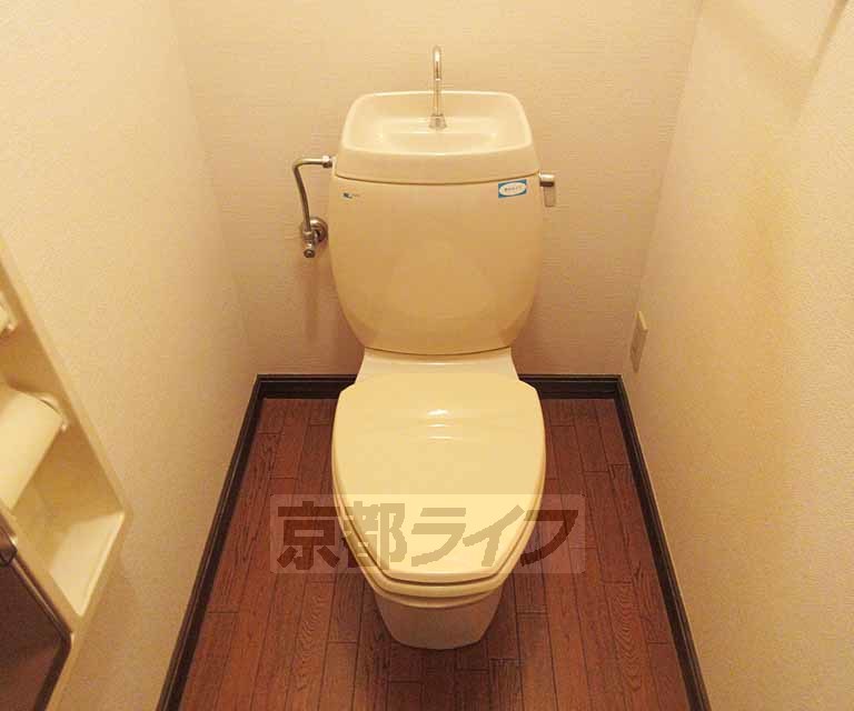 トイレ　清潔感のあるトイレです・