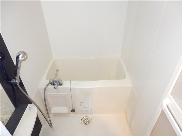 バス・シャワールーム　浴室