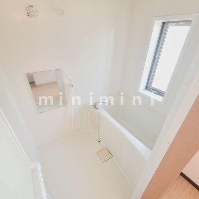 バス・シャワールーム　※写真は類似物件のものです。現状優先