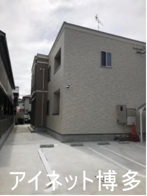 建物外観　デザイナーズ物件です