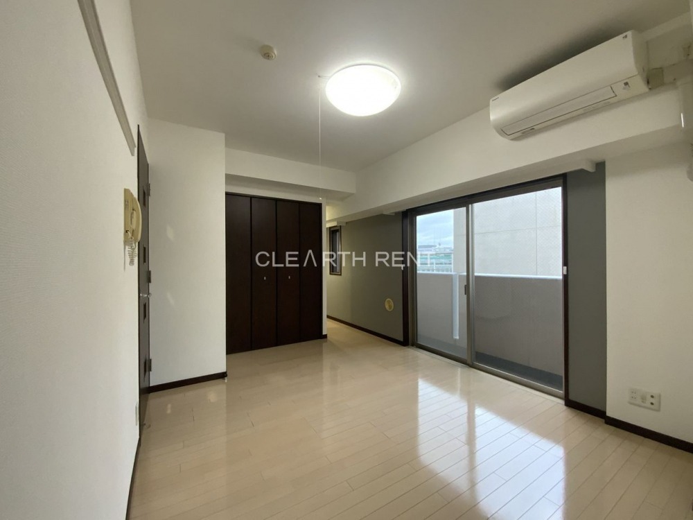 居室・リビング　南西向き・フローリング洋室7.8帖/角部屋二面採光