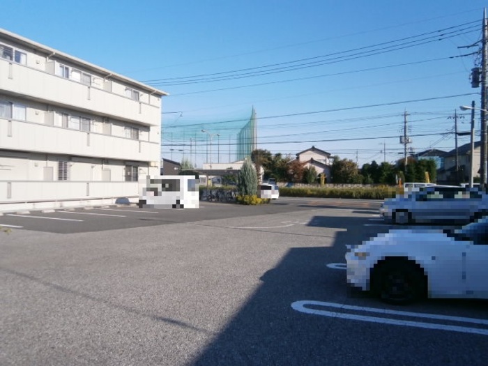 駐車場　駐車場