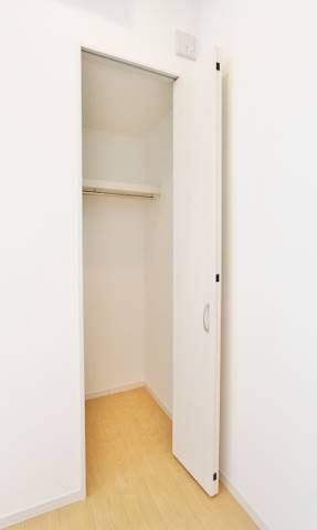 収納　クローゼット完備です