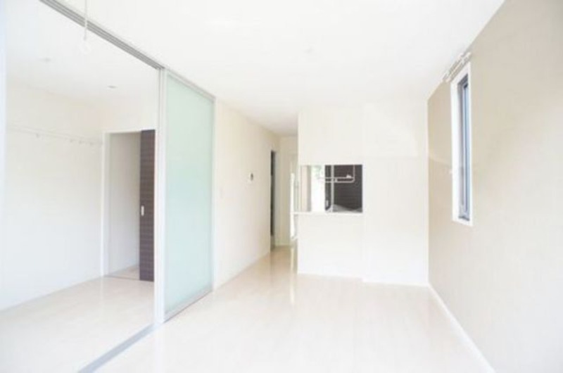 居室・リビング　図面と現状に相違がある場合には現状を優先