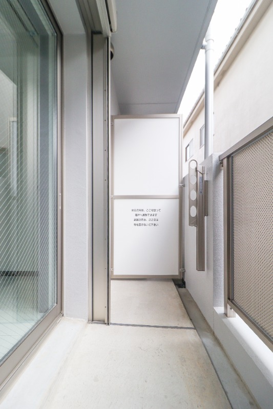 バルコニー　図面と現状に相違がある場合には現状を優先