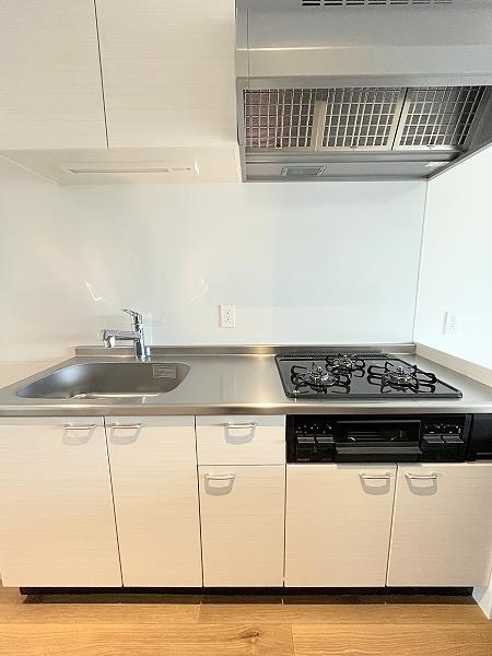 キッチン　グリル・3口ガスコンロ付き
