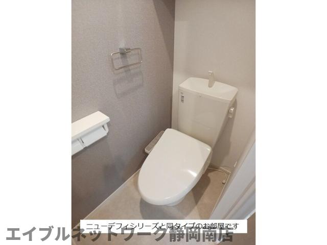 トイレ　イメージ