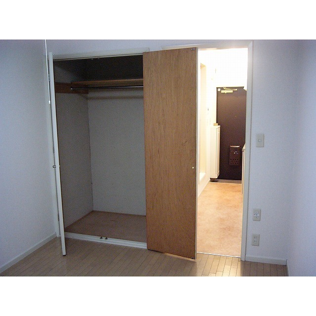 収納　クローゼット