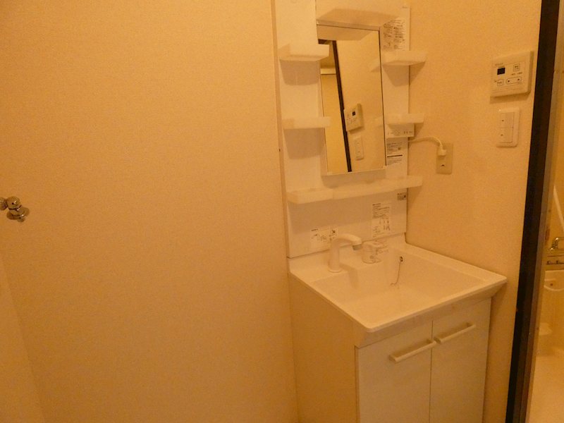 洗面設備　305の画像です。