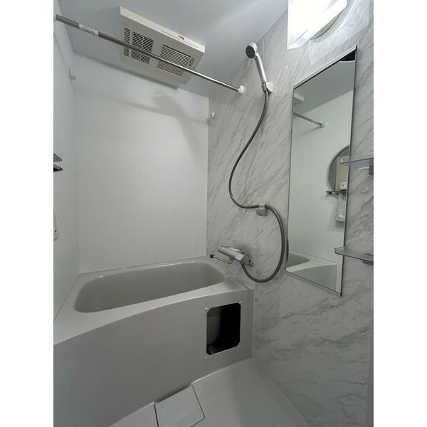 バス・シャワールーム　別室の参考写真です。※現況優先