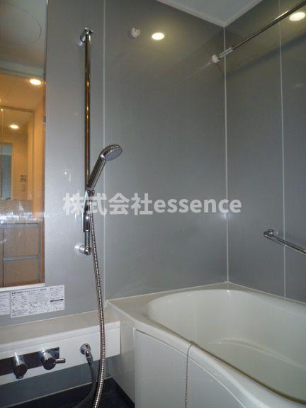 バス・シャワールーム　弊社ではオンライン対応・現地対応可能です♪