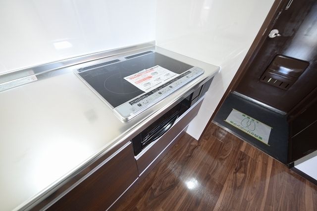 キッチン　★IHコンロ３口♪グリル付★