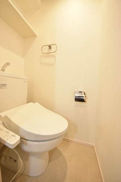 トイレ　■温水洗浄便座