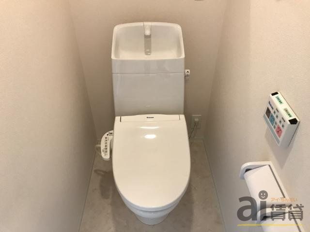 トイレ　※同仕様写真です