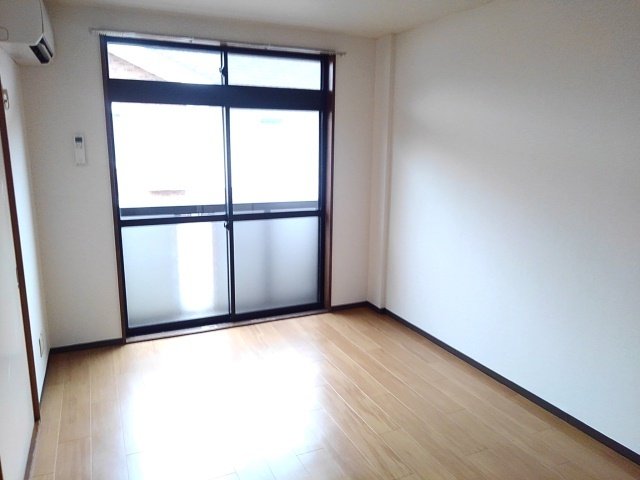 居室・リビング　おしゃれな居間です