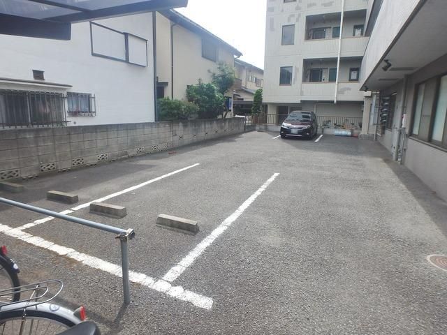 駐車場　★駐車場★