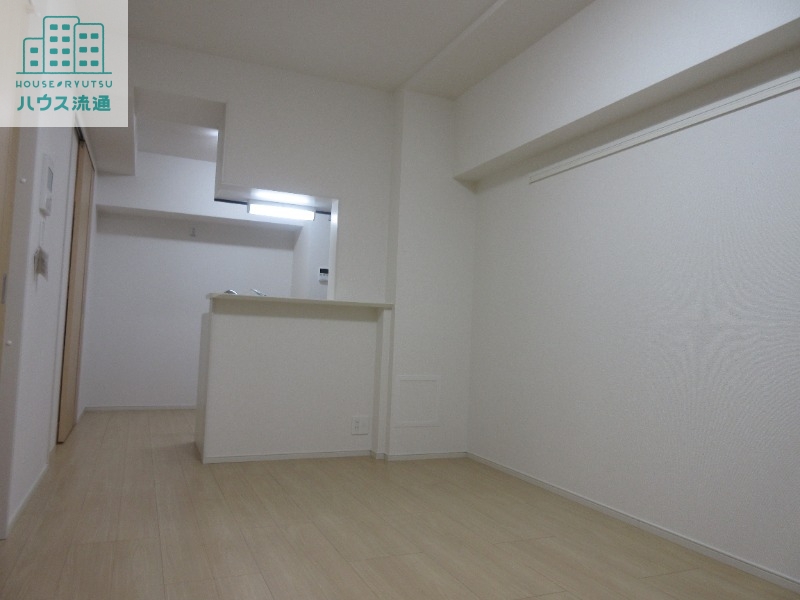 居室・リビング　※別号室の写真です