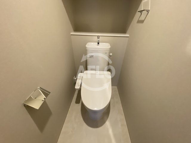 トイレ　アーバネックス大阪天満橋　温水洗浄便座