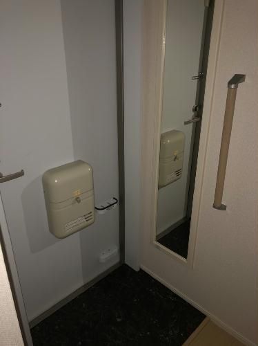 クレイノアイコーポ磯子の玄関写真