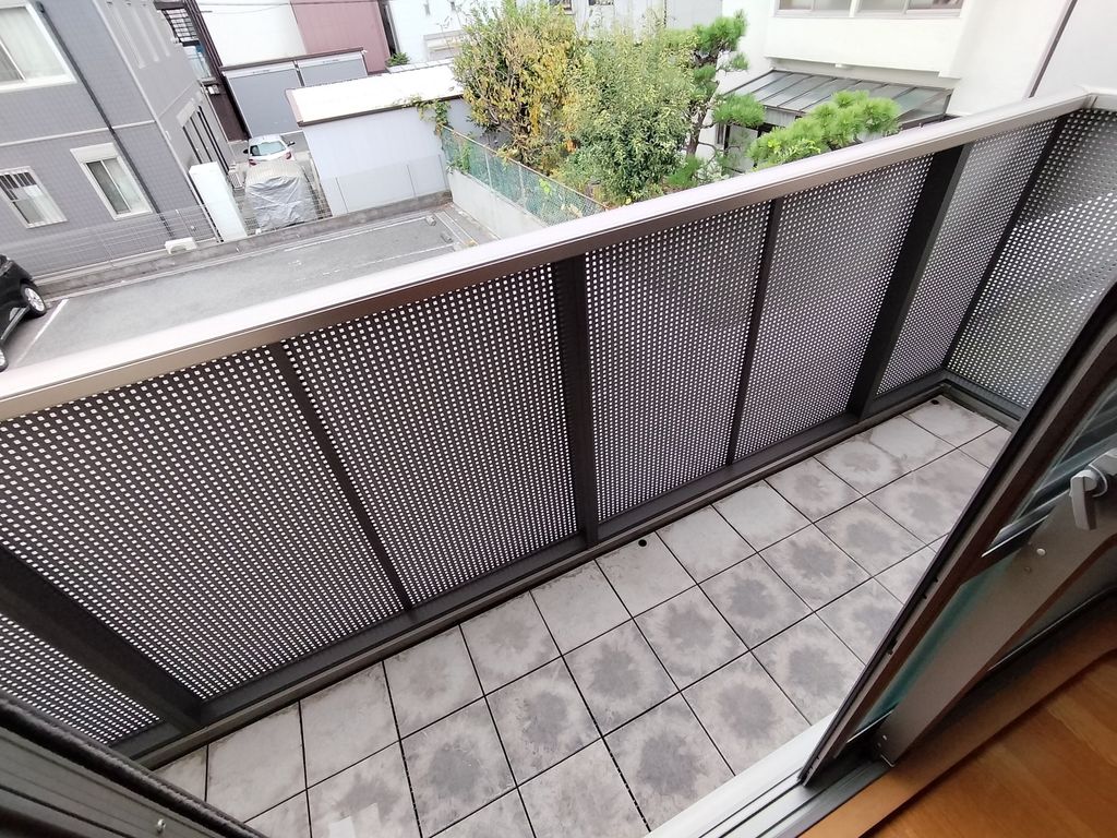 バルコニー　バルコニー