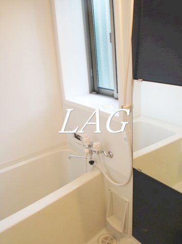 バス・シャワールーム　お風呂です。