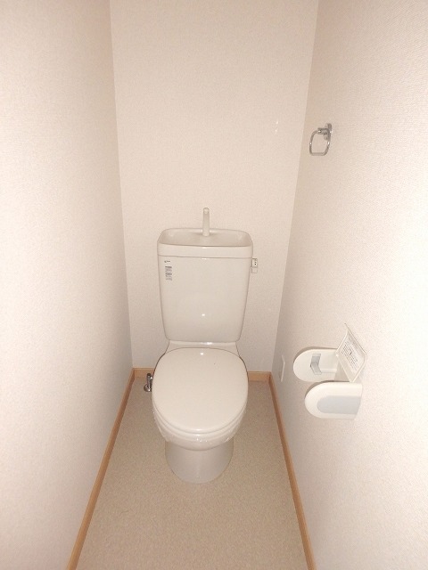 トイレ　温水洗浄便座設置予定！（イメージ）