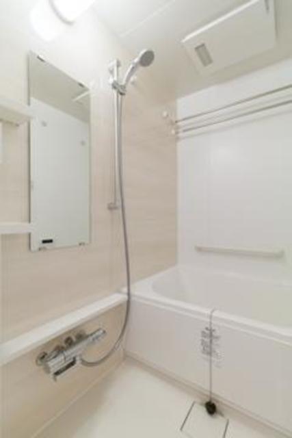 バス・シャワールーム　※写真は同タイプ住戸です。