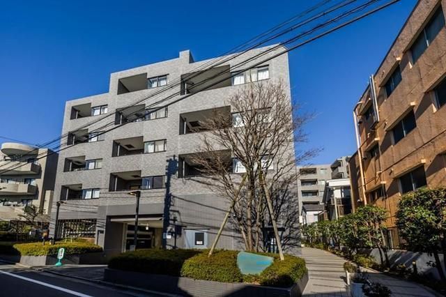 建物外観　落ち着いた雰囲気の外観です