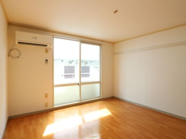 居室・リビング　※同建物同タイプ住戸参考写真