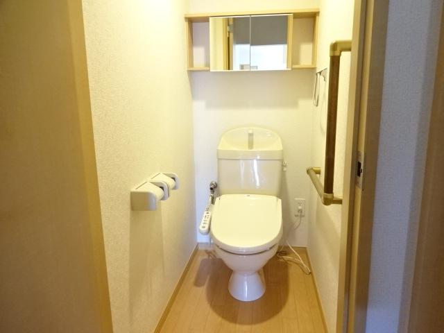 トイレ　シャワー付トイレ