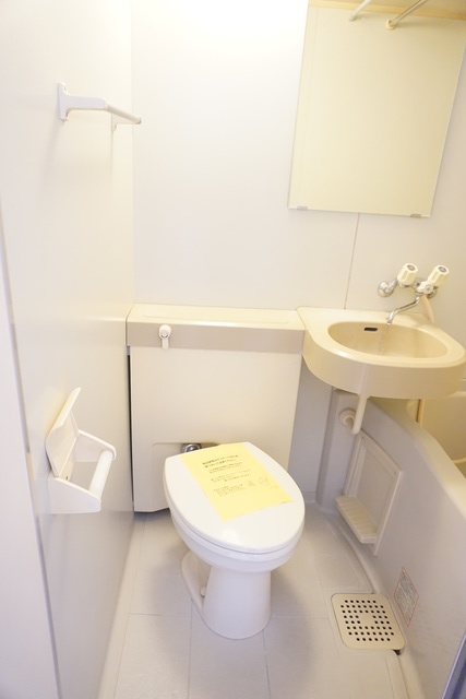 トイレ　清潔感のある洋式トイレです♪