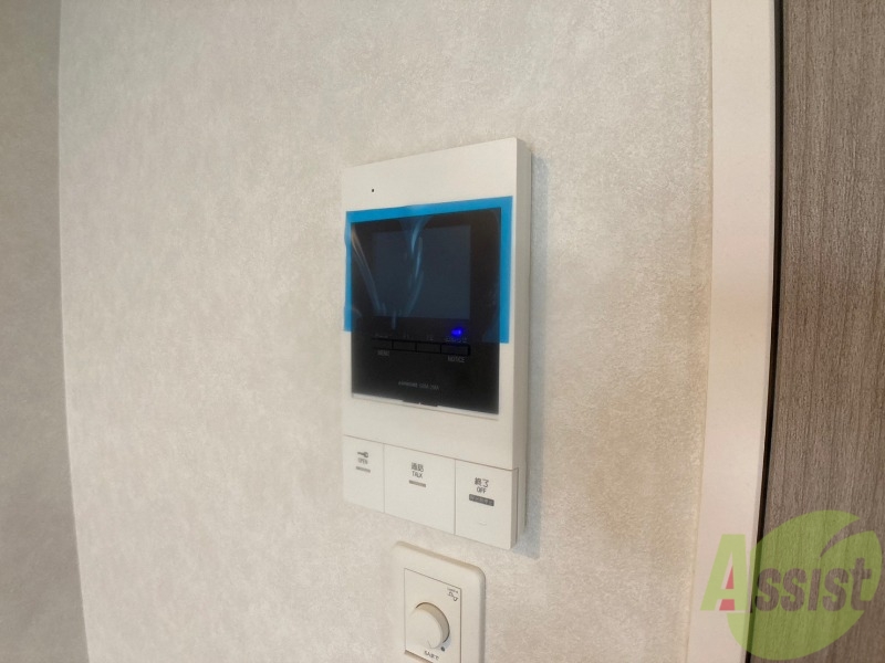 セキュリティ　ＴＶモニター付インターホンです。来客者の顔が見えるので安心！