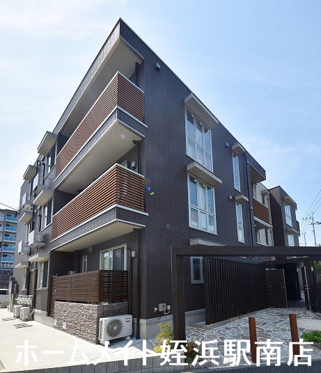 建物外観　★築浅♪最新設備とセキュリティ★