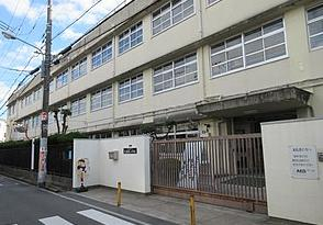 小学校　東大阪市立長瀬東小学校（小学校）まで191m
