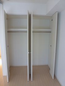 収納　別タイプ部屋　参考写真です