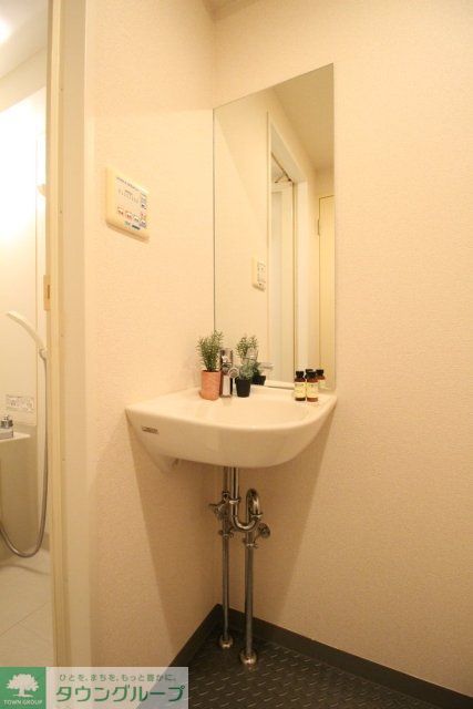 洗面設備　※家具・小物はイメージです※